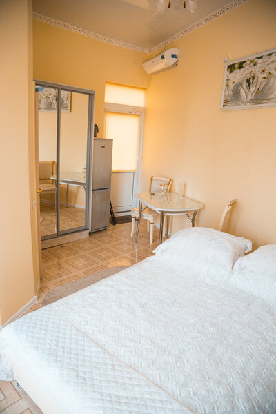 Полулюкс 2-местный 1-комнатный (2.3)