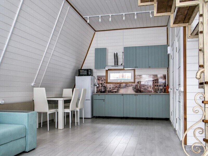 Афрейм 8-местный 2-комнатный