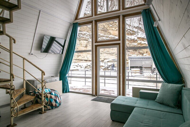 Афрейм 8-местный 2-комнатный