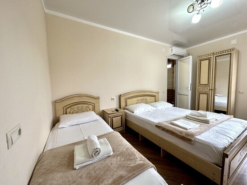 Комфорт 3-местный (с балконом)