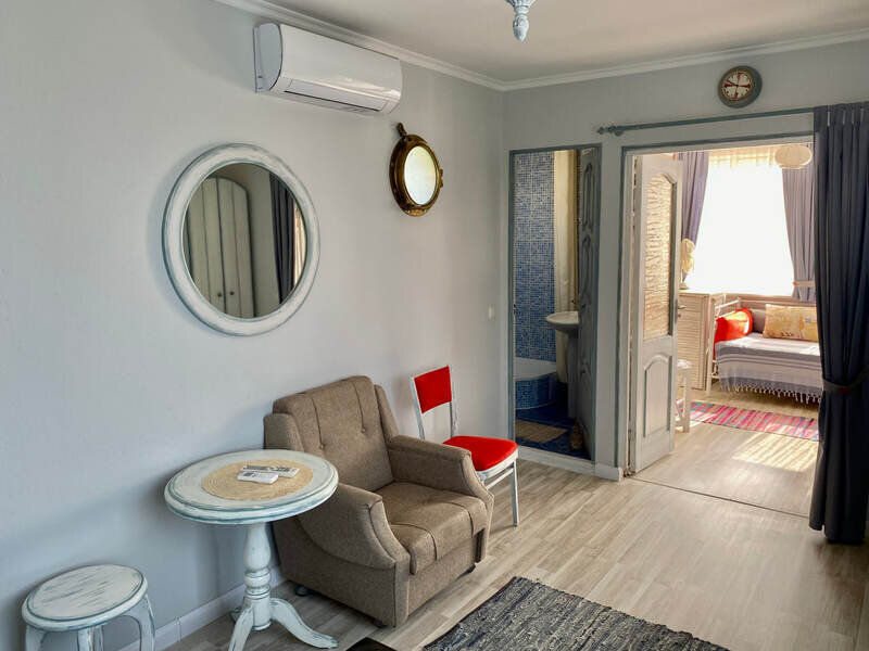 Номер Верхняя Каюта 3-местный 2-комнатный