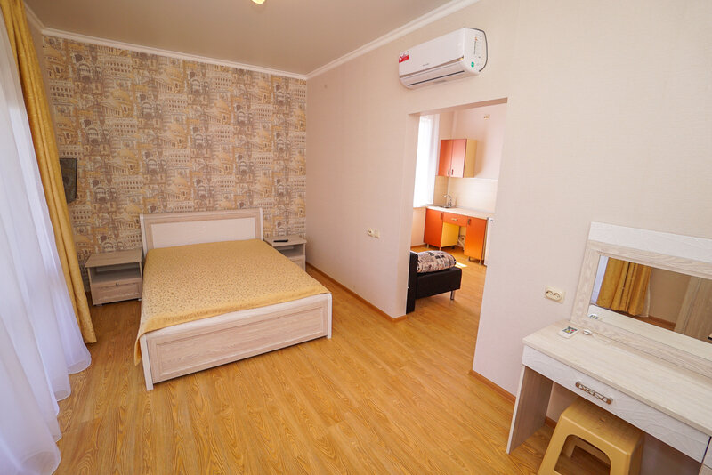 Люкс 4-местный 2-комнатный