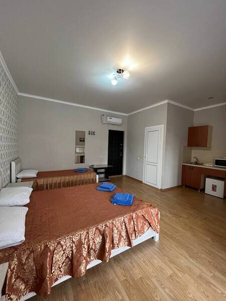 Студио 3-местный