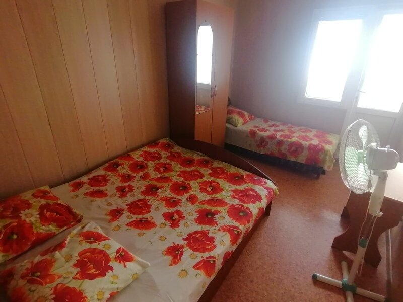 Эконом 3-местный (с балконом и видом на море)