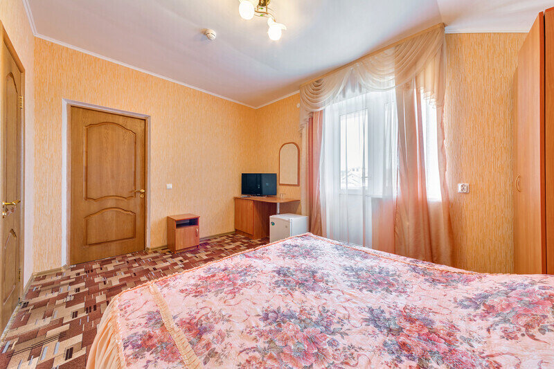 Стандартный 2-местный (с балконом)