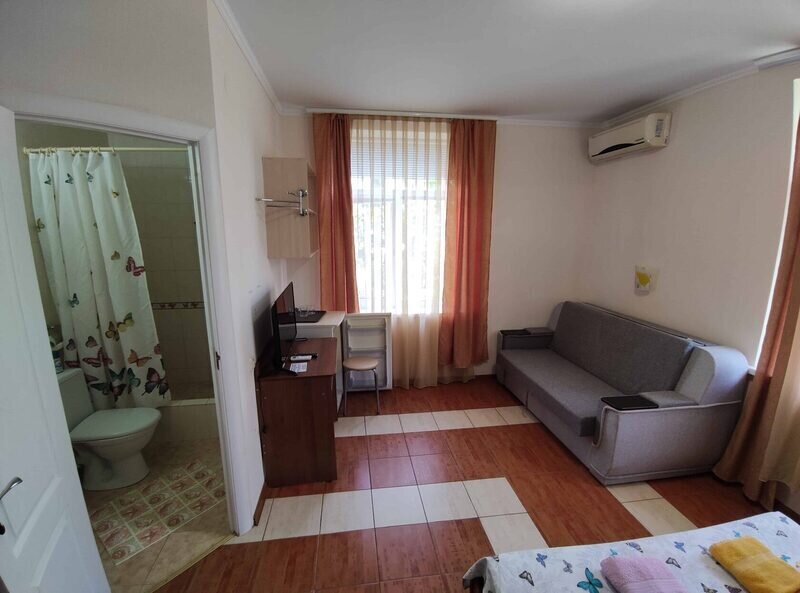 Стандартный 4-местный 1-комнатный (без балкона)