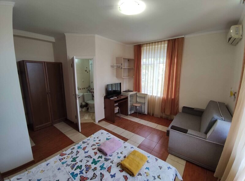 Стандартный 4-местный 1-комнатный (без балкона)