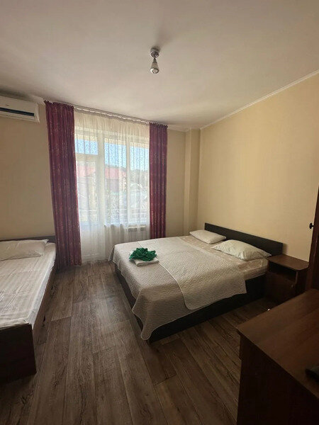 Стандартный 3-местный (с балконом)