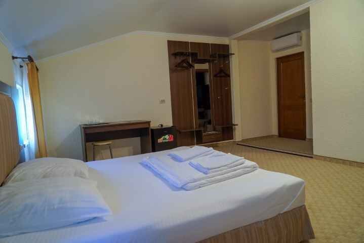 Семейный 4-местный