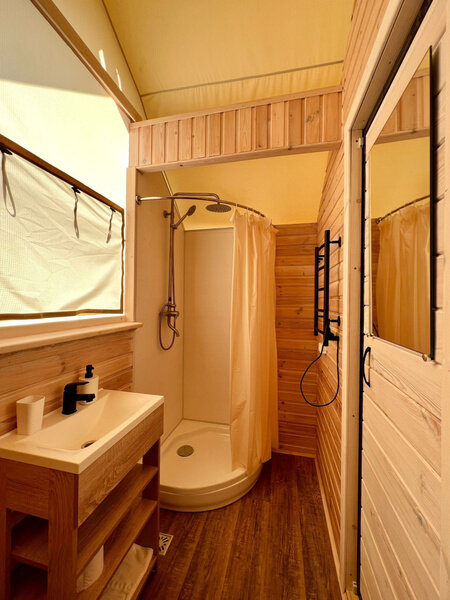 Стандартный Premium Safari Tent 3-местный 1-комнатный