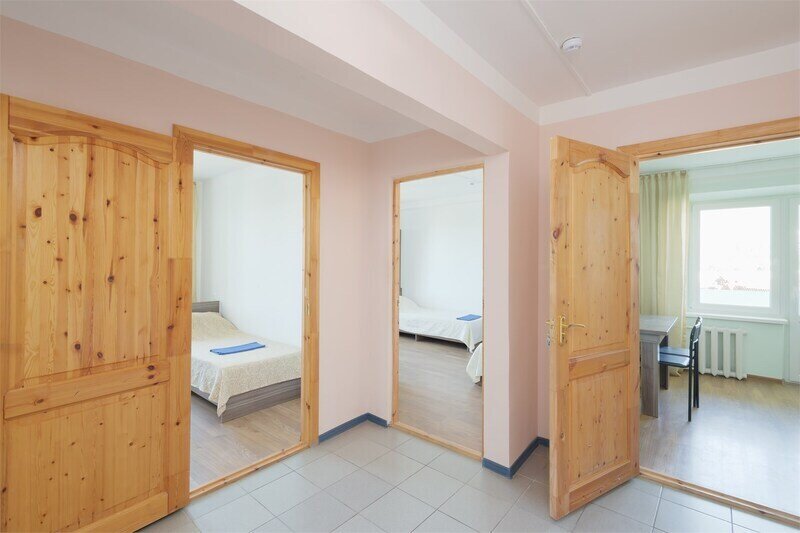 10-местный 3-комнатный (с кухней)