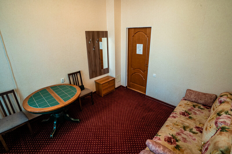 Стандартный 4-местный 2-комнатный