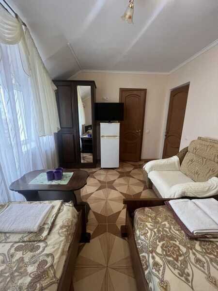 Стандартный 3-местный (с балконом)