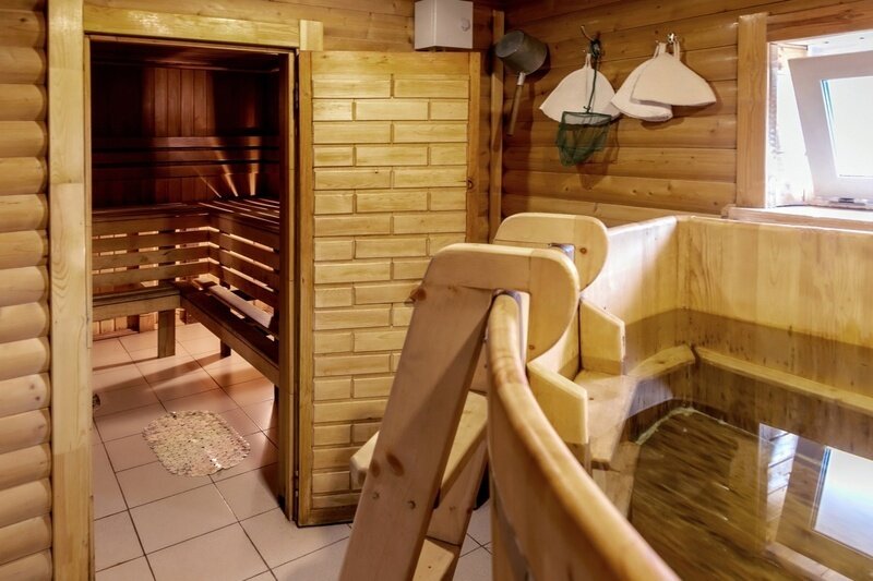 Дом 14-местный (большой с баней)