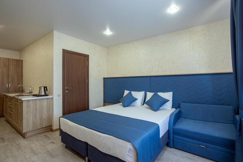 Апартаменты 3-местный (на ул. Херсонская 89, без балкона)