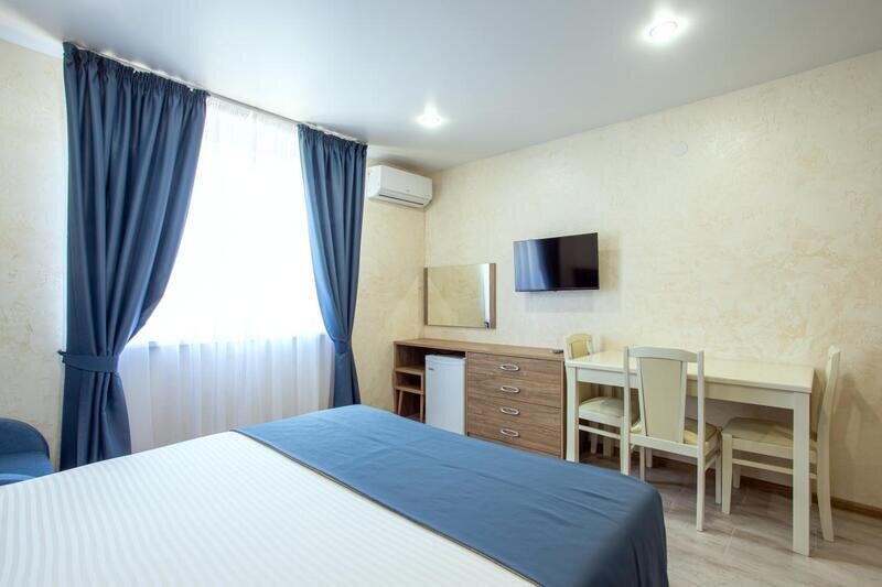 Апартаменты 3-местный (на ул. Херсонская 89, без балкона)