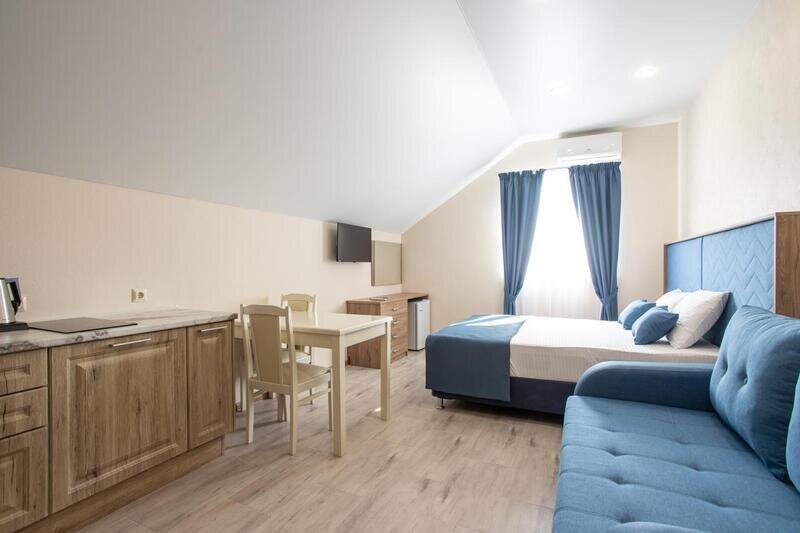 Апартаменты 4-местный (на ул. Херсонская 89, без балкона)