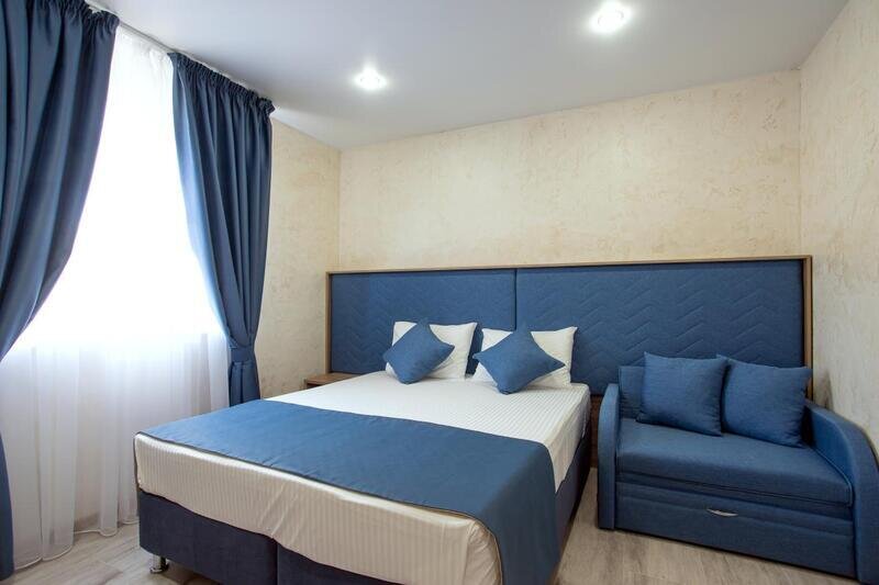 Апартаменты 4-местный 2-комнатный (на ул. Херсонская 89)