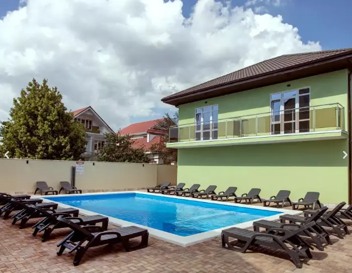 Апартаменты 4-местный 2-комнатный (на ул. Херсонская 89)