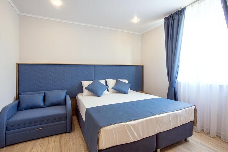 Апартаменты 4-местный 2-комнатный (на ул. Херсонская 89)