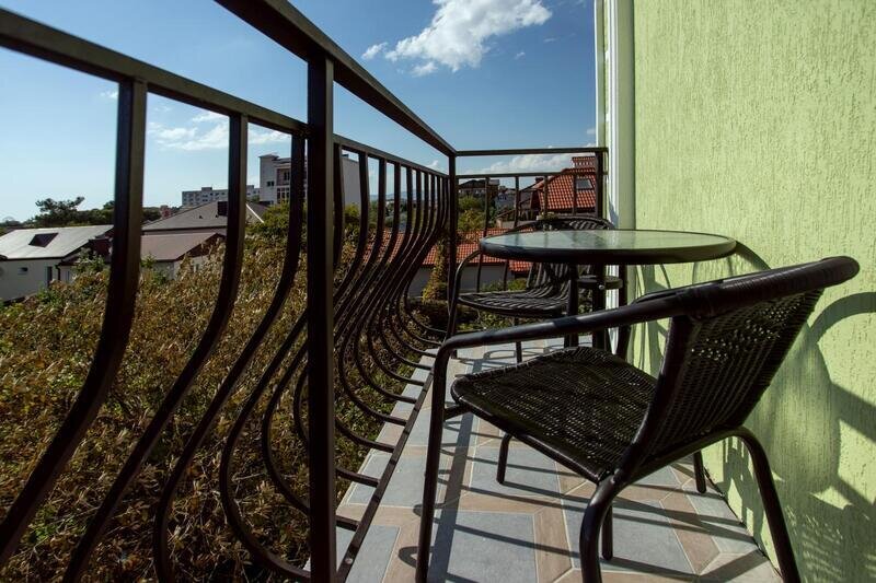 Апартаменты 4-местный 2-комнатный (на ул. Херсонская 89)