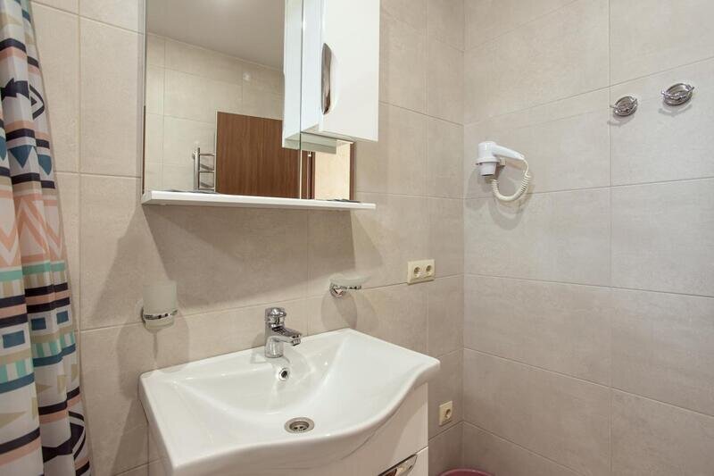 Апартаменты 4-местный 2-комнатный (на ул. Херсонская 89)