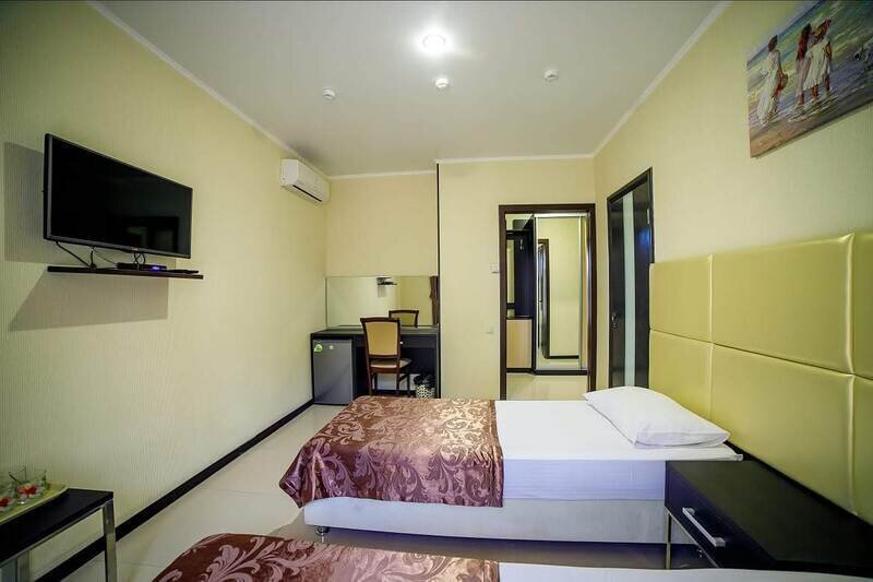 Люкс 4-местный 2-комнатный