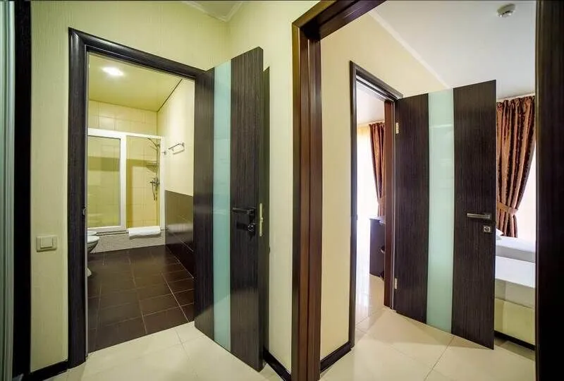 Люкс 4-местный 2-комнатный