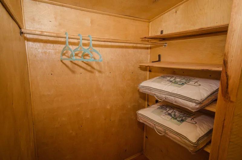 Стандартный 4-местный 1-комнатный (мансарда)