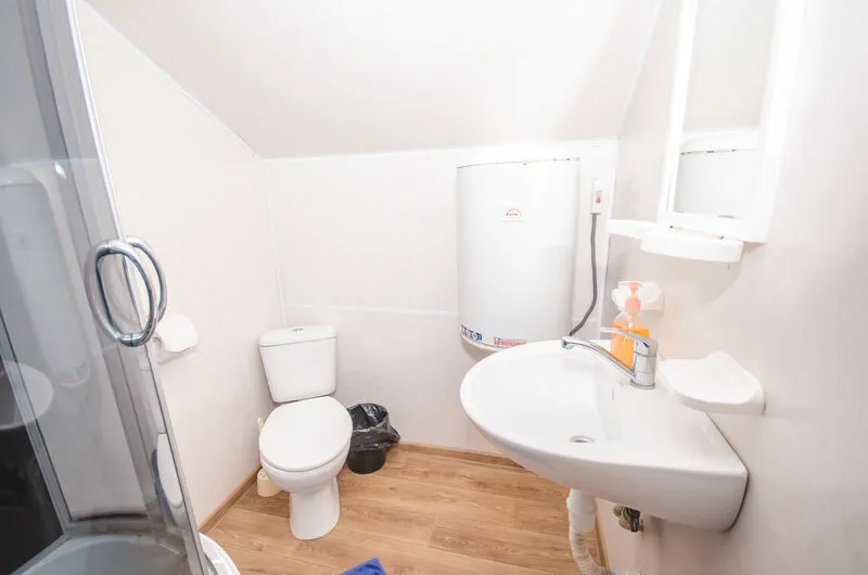 Стандартный 4-местный 1-комнатный (мансарда)