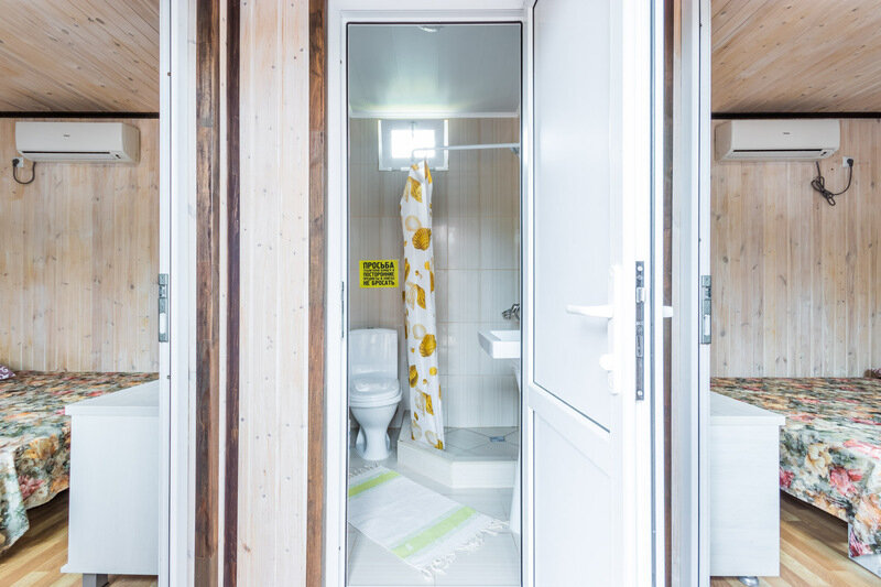 Домик 6-местный 2-комнатный