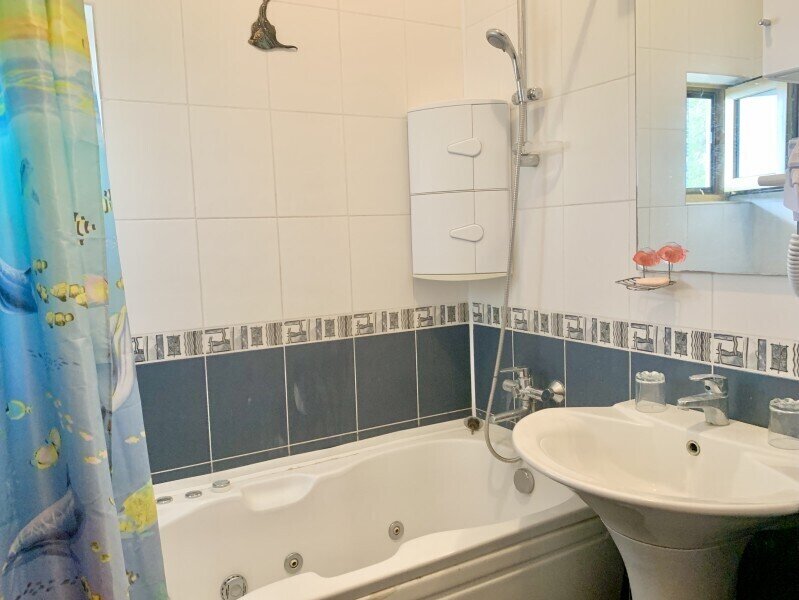 Люкс 6-местный 3-комнатный