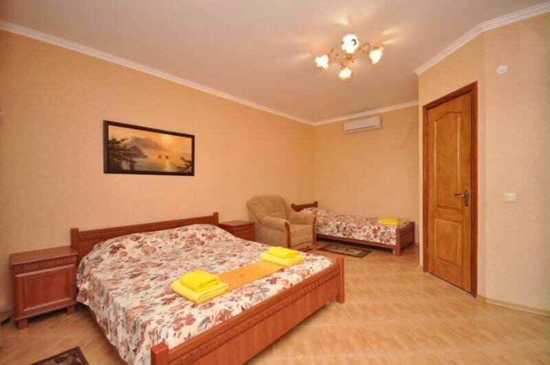 Стандартный 3-местный (с дополнительным местом) (1)