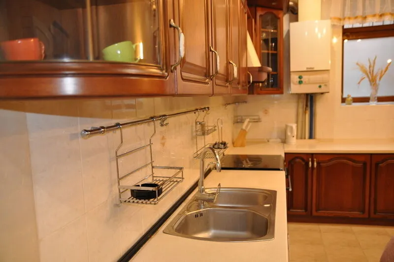 Апартаменты 6-местные с тремя спальнями (6)