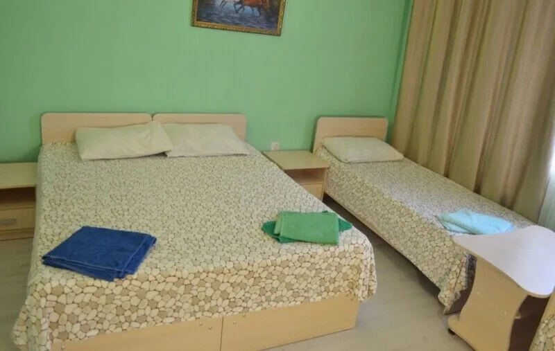 Полулюкс 4-местный 1-комнатный