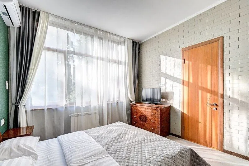 Апартаменты Люкс 4-местный 3-комнатный