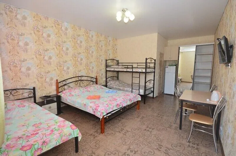 Стандартный 4-местный 1-комнатный