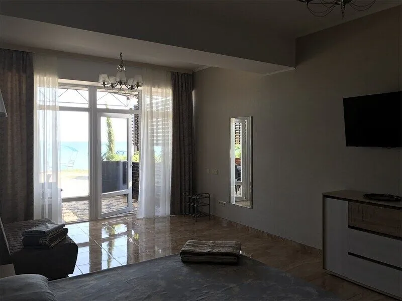 3-местный 1-комнатный №10 (вид на море)