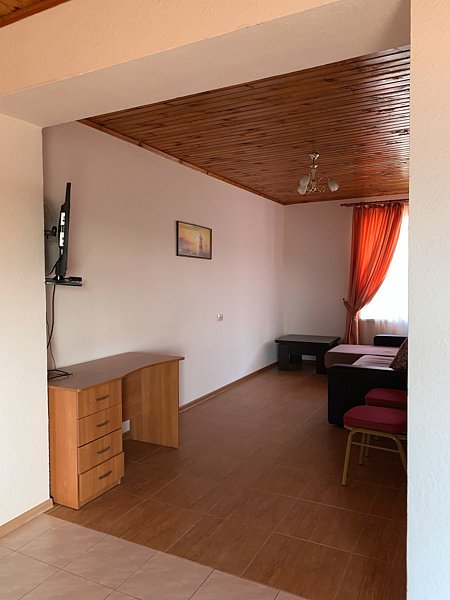 Люкс 4-местный 2-комнатный корпус (5,6 корпус) (3)