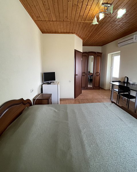 Полулюкс 4-местный 1-комнатный (1,3 корпус) (11)