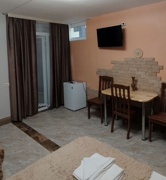 Стандартный 4-местный (цокольный этаж)