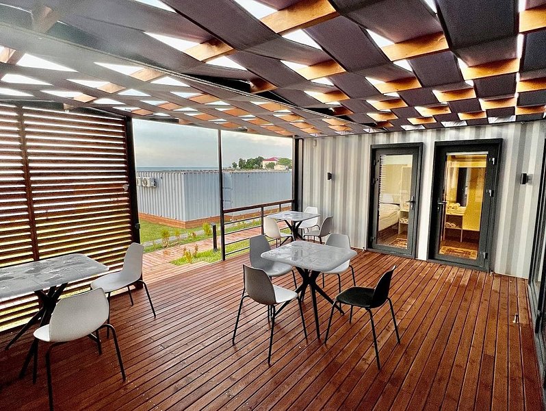 Домик 8-местный (Big Family Suite)