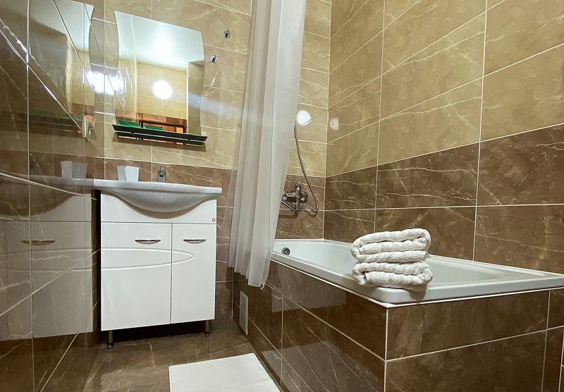 Полулюкс 4-местный