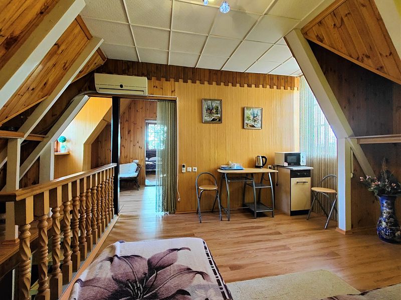 Мансарда 3-местный 2-комнатный