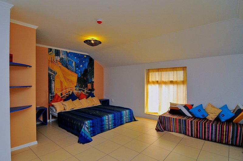 Комфорт «Кафе» 4-местный комната в мансарде