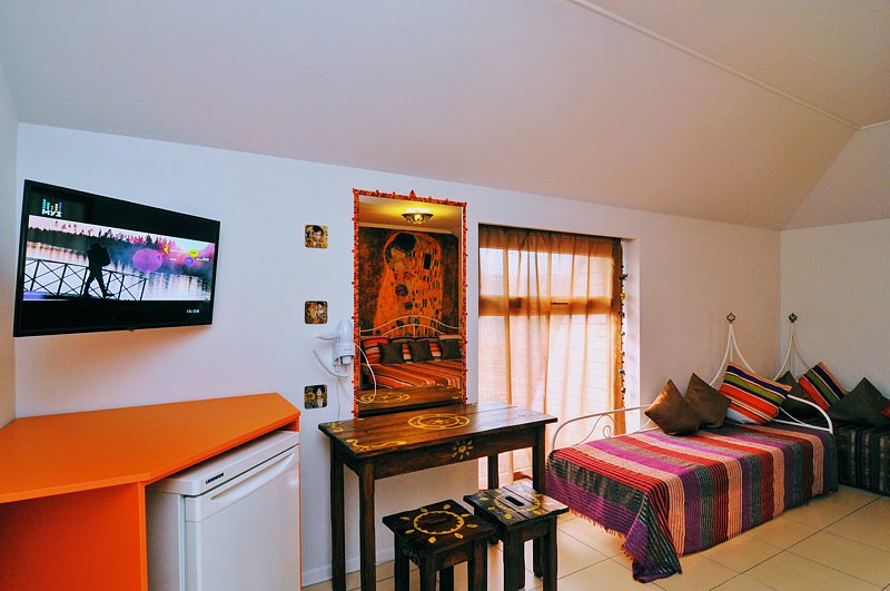 Комфорт «Поцелуй» 4-местный комната в мансарде