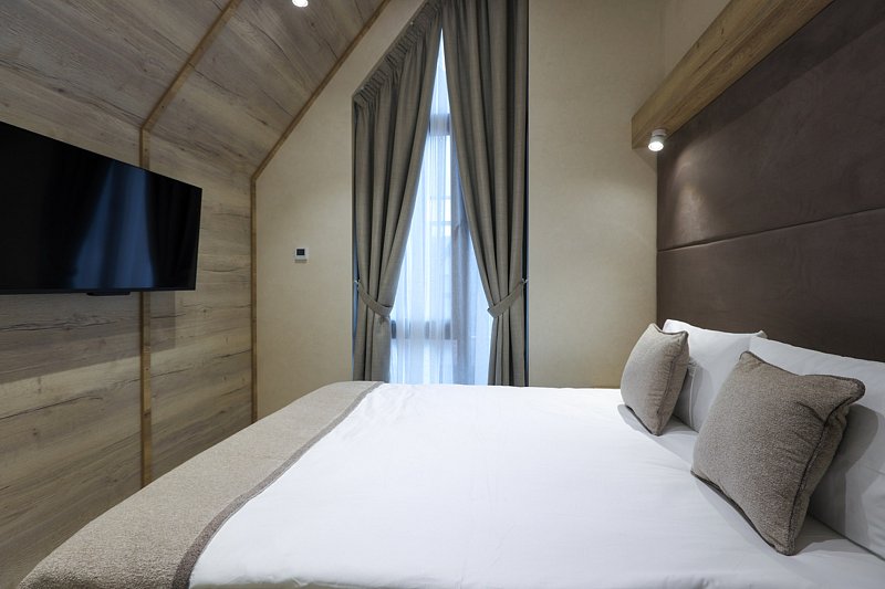 Шале 6-местный (с 3 спальнями)