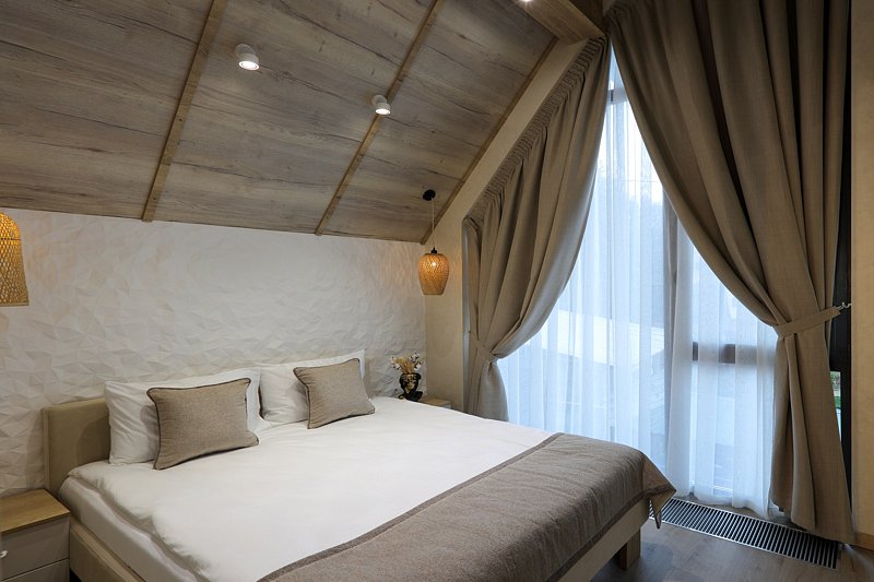 Шале 6-местный (с 3 спальнями)