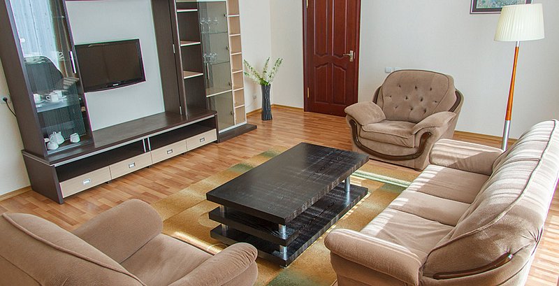 Люкс 4-местный 3-комнатный (коттедж Пальмира)