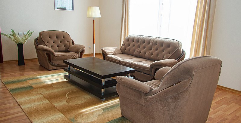 Люкс 4-местный 3-комнатный (коттедж Пальмира)